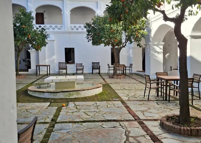 Hospederia Convento De Hotel La Parra (Extremadura)